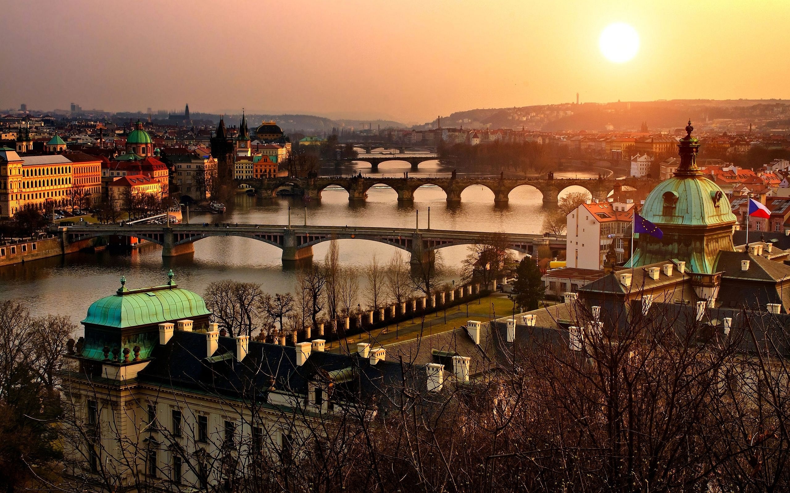 Bulan Madu Romantis di Praha, Republik Ceko